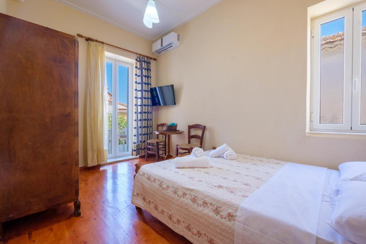 Apartamento Annetas House Nea Koroni Exterior foto